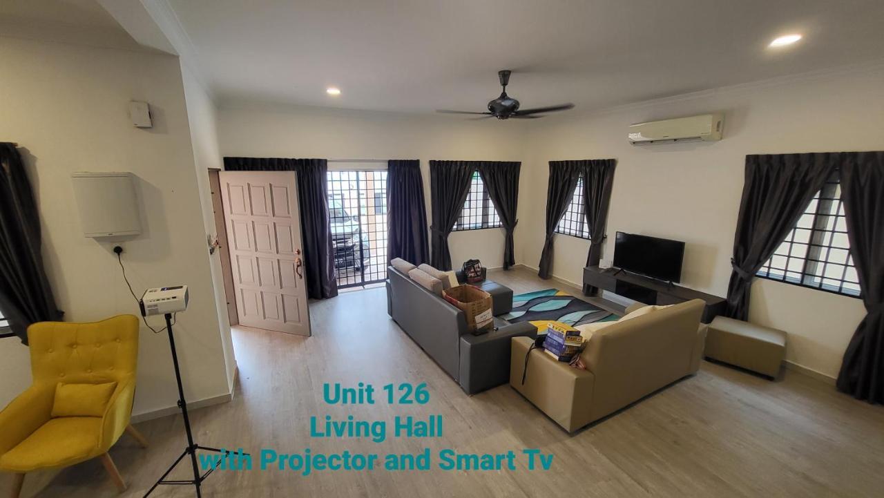 Ipoh Family Villa-Spacious Stay For 21 Or 42Pax Екстериор снимка